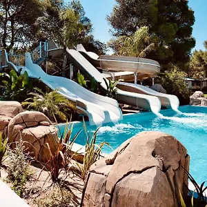 2* Campeggio Holacamp Garrofer