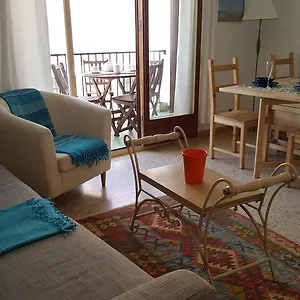 Hector En Apartamento